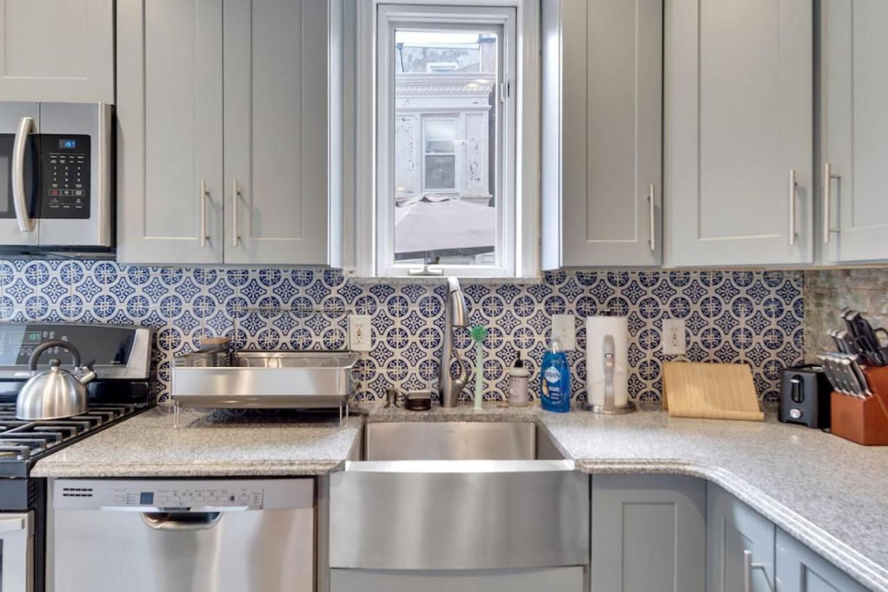 Stylish Rowhome-Fishtown-Near Shops Philadelphia Bagian luar foto
