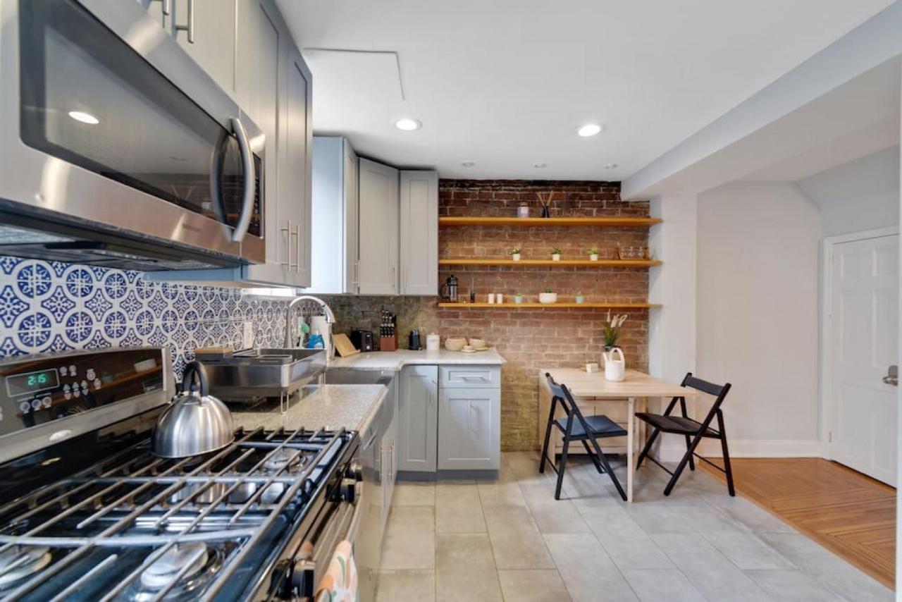 Stylish Rowhome-Fishtown-Near Shops Philadelphia Bagian luar foto